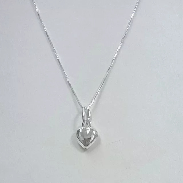 Ciondolo a cuore piccolo da 9 mm in argento sterling 925 con collana a catena