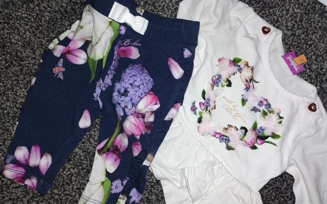 Bellissimo TED BAKER set da 2 pezzi per bambine, top e leggings 0-3 mesi