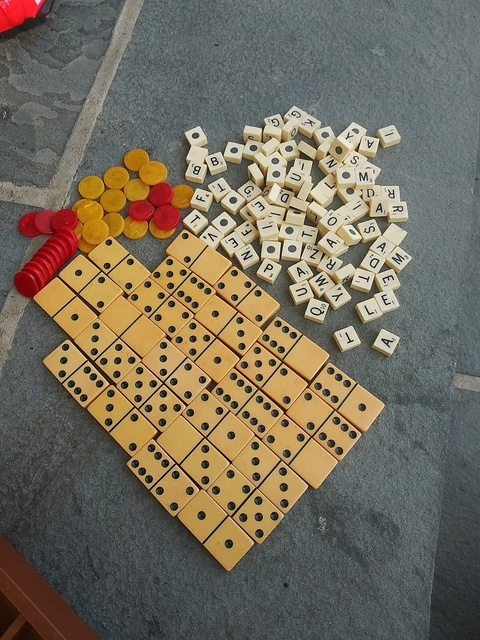 Bakelite Game pieces lot Domino Tiles Scrabble checke Crafts butterscotch red Bakelite Game pieces lot Domino Tiles Scrabble checke Crafts butterscotch red