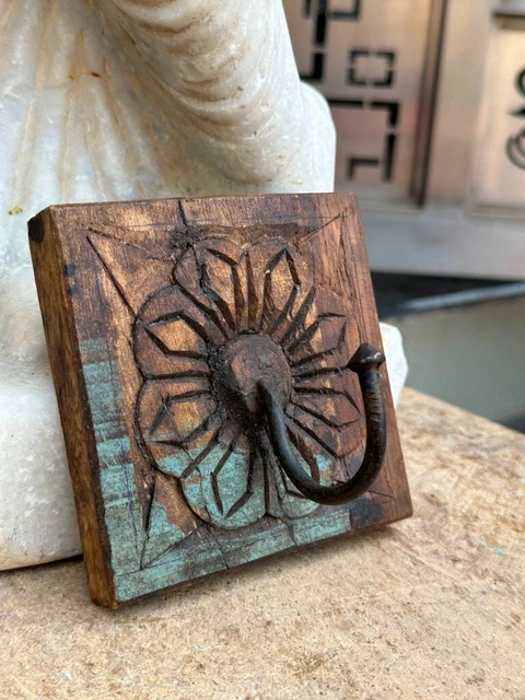 Old Wooden Hand Craved Dark Floral Hanger Hook Wall Hanging Ancient Hook 1900