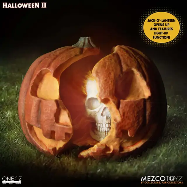 Mezco One 12 Halloween II (1981) Michael Myers Action Figure 11