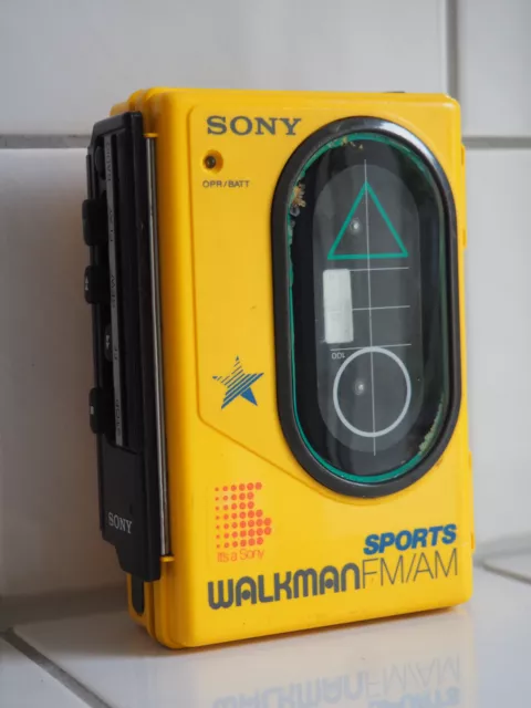 Sony Sports Walkman WM-F63 Radio FM/AM Kassettenspieler defekt