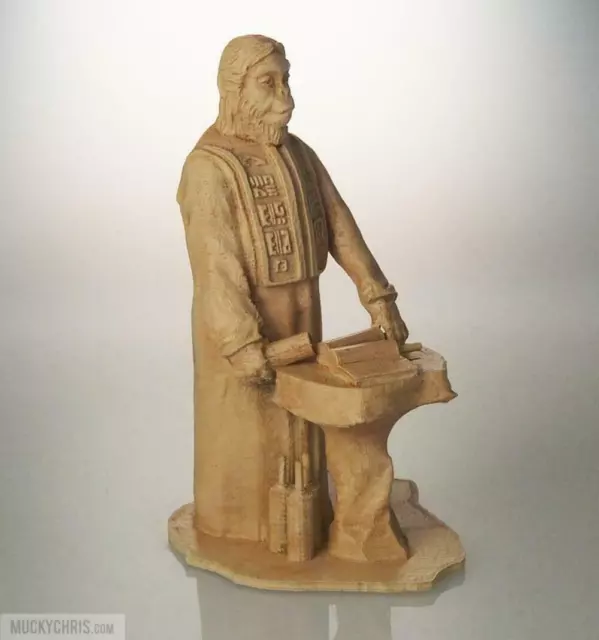 Planet of the Apes | Lawgiver Statue | Antiqued Desert Sand