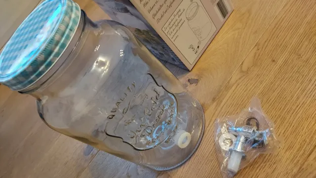 PEARL Wasserspender mit Hahn: Retro-Getränkespender aus Glas