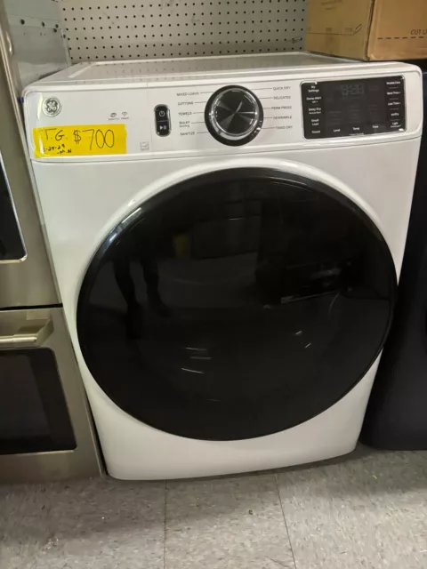 NEW scratch & dent GE 7.8 cu. ft. Front Load Electric Dryer GFD55ESSN3WW