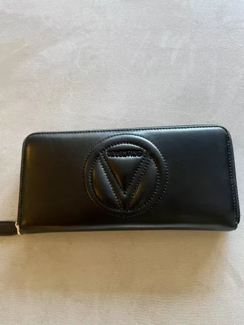 Valentino by Mario Valentino Sofia Black Leather Zip Around Wallet Italy NWT