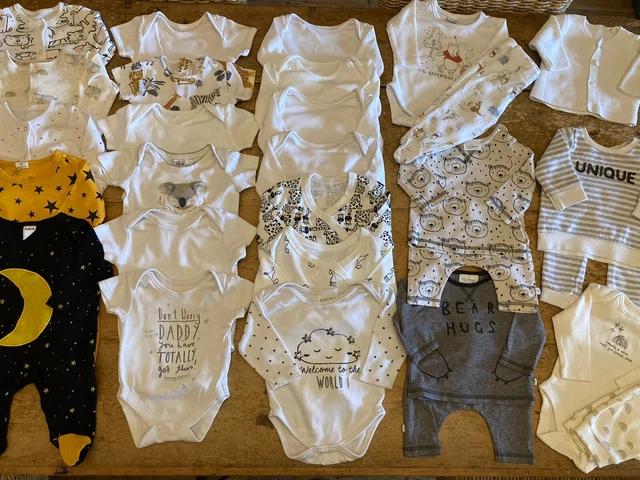 Newborn Unisex Neutral Clothes Bundle