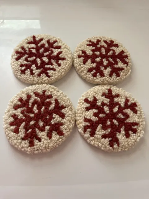 Chandler 4 Corners Hooked Wool Coasters  Snowflake,  Set Of 4 NWOT