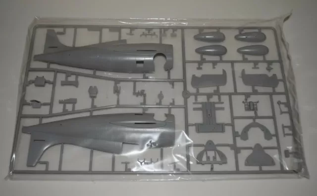 Trumpeter F4F-3 Early 02255 ⭐Parts⭐ Sprue A-Fuselage+Rudder+More 1/32