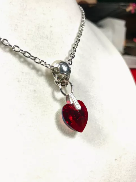 Unique Gothic Skull With A Swarovski Crystal Heart Charm Pendant Necklace