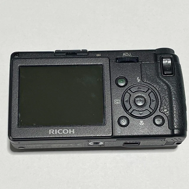 Ricoh Gr Digital Professional Compact Digital Camera Black Body Mint Condition 2