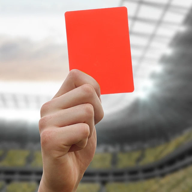 Set Cartellini Arbitro Di Calcio Luqeeg - Rosso E Giallo In PVC - Pratici E Resistenti
