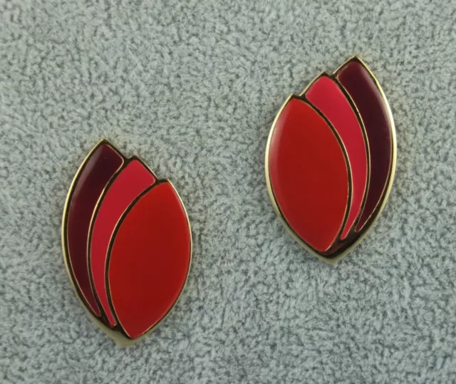 Unsigned Vintage Avon Paradise Colors Purple Pink Red Enamel Pierced Earrings