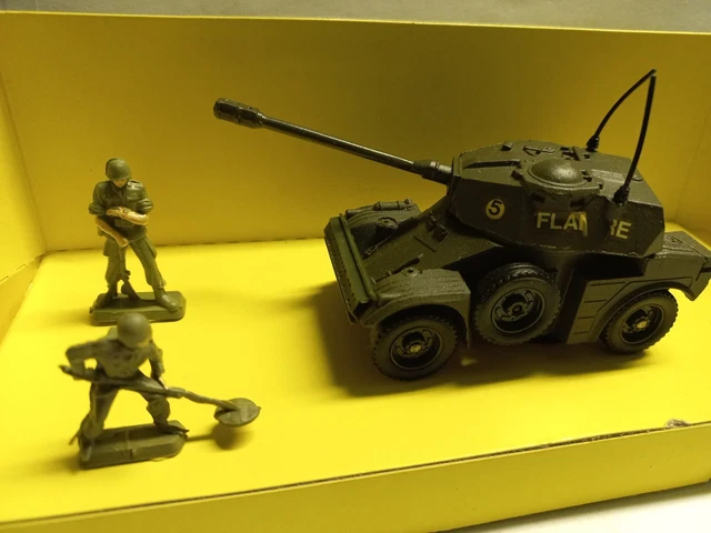 Solido 1/50 - Panhard SERVAL - Armée Française - NEUF (6138)