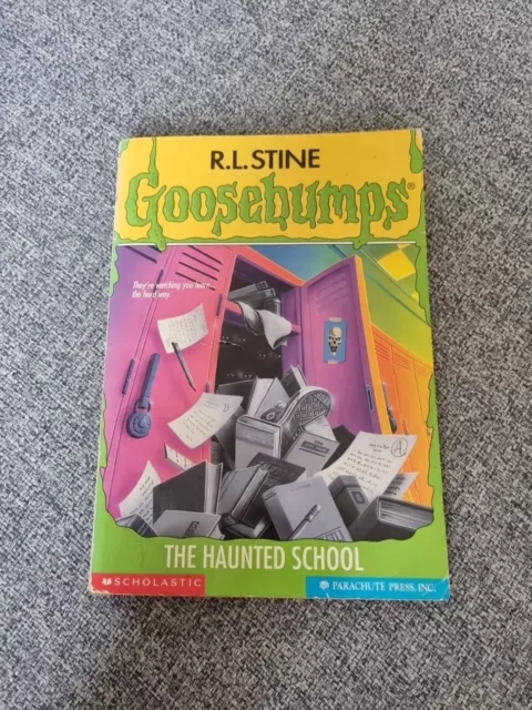 Goosebumps - The Haunted School #59 Book  R.L.Stine Vintage ~1997 1st Edition