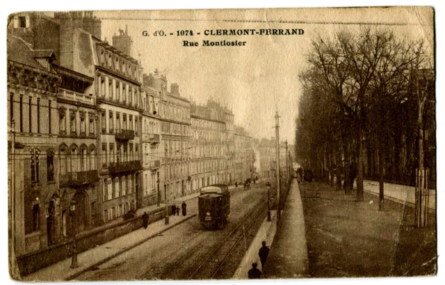 CPA 63 Puy-de-Dôme Clermont-Ferrand Rue Montlosier