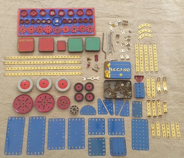 Meccano 137 B lot de 4 boudins de roues rouges - Antique MarcBea