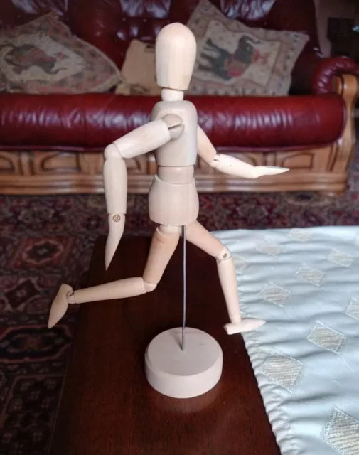 Wooden Artists Figurine Model Fully Articulated Mannequin Drawing Aid 20cm Tall