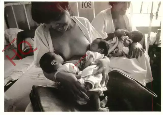 Picture Postcard> Leeds Postcards, L709, Breast Feeding Twins