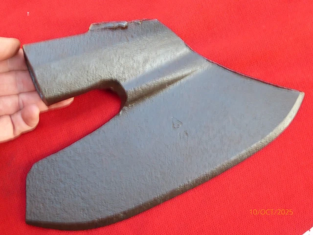 Ancienne Hache En Fer Forgé à La Main, Rustique, Vintage, Outil De Collection A7