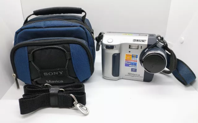Sony Mavica MVC-FD92 1.2MP Digital Camera Black & Silver With Bag and Manual