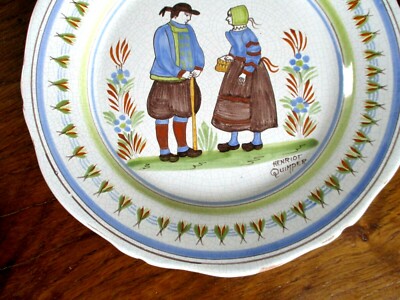 COUPLE DE BRETONS PAS DE SIGNATURE ANCIENS PLATS OVAL HENRIOT QUIMPER 