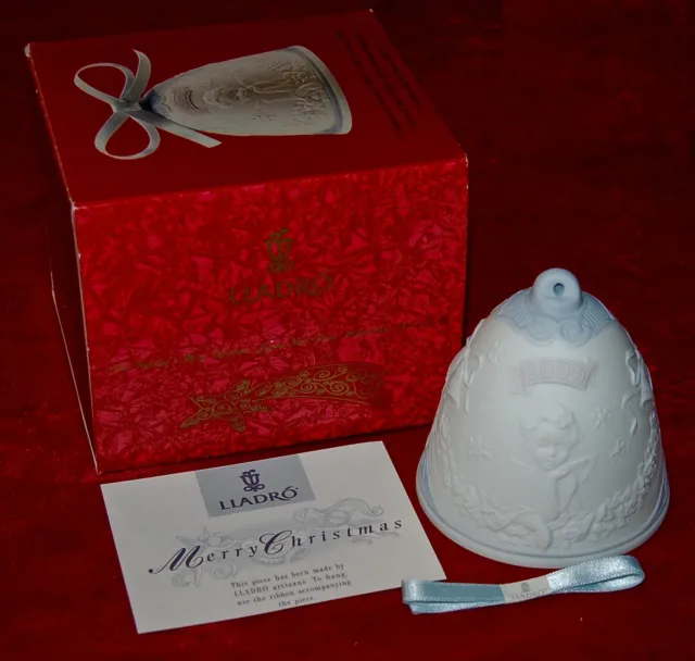 LLADRO Porcelain CHRISTMAS BELL 2000 #6700 New In Original Box Made in Spain