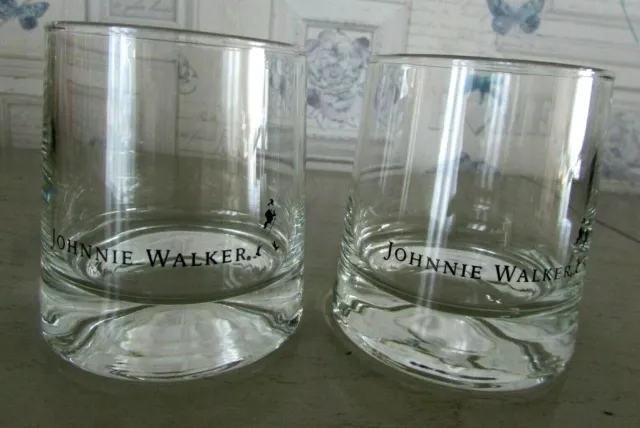 Lot de 2 verres à whisky Johnnie Walker Hauteur 9 cm Diamètre au buvant 7 cm