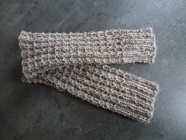 selbstgestrickte Pulswärmer * Armstulpen * Stulpen * handgestrickt * NEU