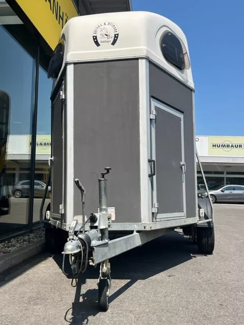 Cheval Liberte Gold 2t 2-Pferdeanhänger 1. Hand SK Polydach Viehtransport