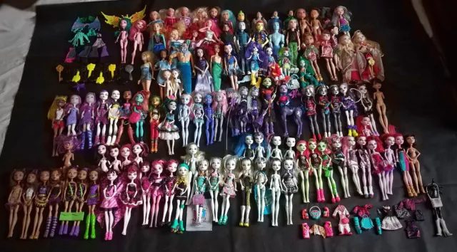 ENORME lotto natalizio, oltre 100 bambole! [Monster High/Disney/Bratz/Ever After] rovere