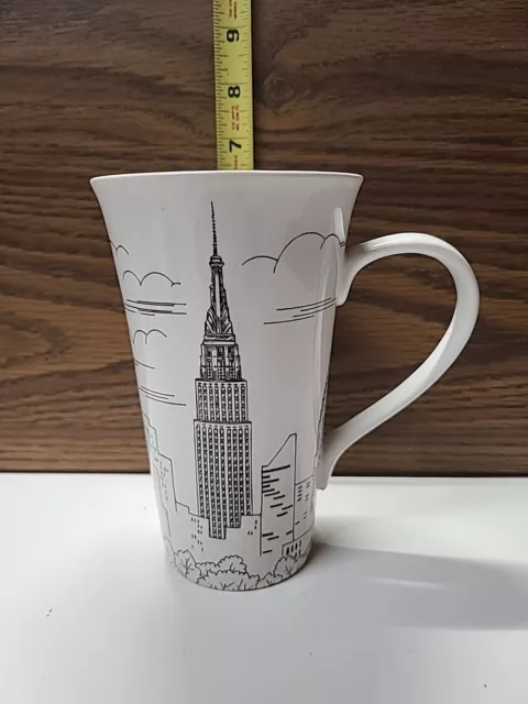 222 Fifth City Scenes Black & White 20 oz. Porcelaine Fine Latte Coffee Mug Cup