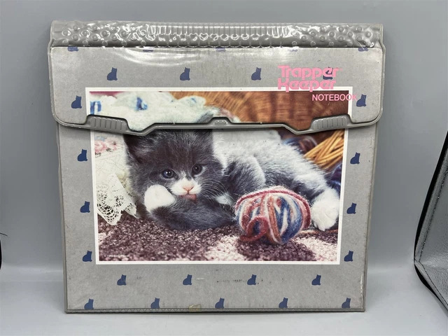 Vintage 1989 Mead Trapper Keeper Kitten / Cat With Yarn 3 Ring Binder