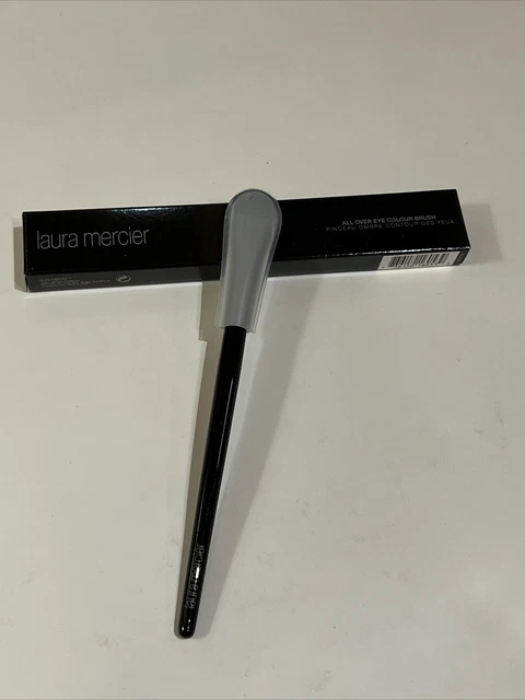 Laura Mercier Newest All Over Eye Colour Brush - Full Size In Box Free Shipping Laura Mercier Newest All Over Eye Colour Brush - Full Size In Box Free Shipping