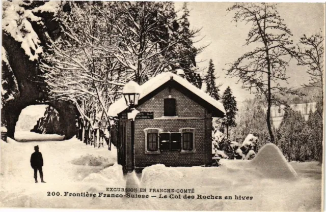CPA Frontiere Franco-Suisse - Le Col des Roches en hiver (183521)