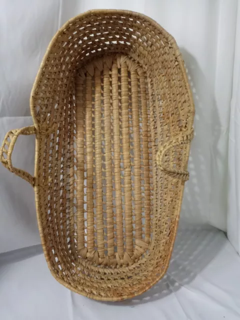 WOVEN WICKER Baby Bassinet 23" x 14"