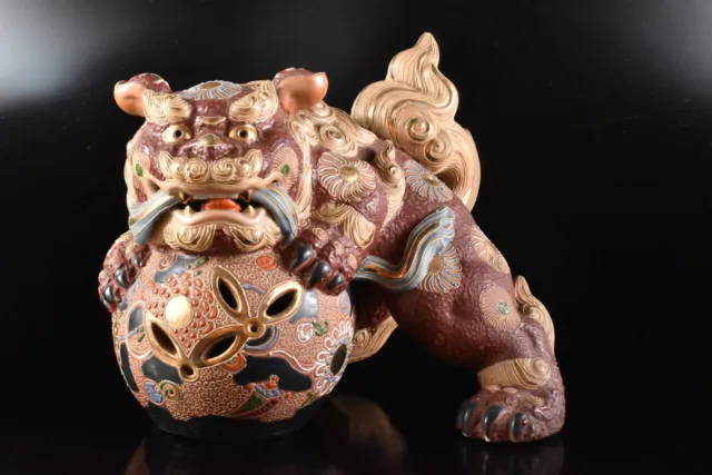 K1508: Japanese Kutani-ware Colored porcelain Gold paint Lion STATUE Ornament