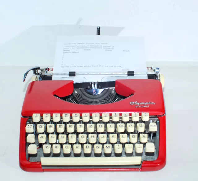 Olympia Diplomat, rot,  qwertz, pica ,  typewriter, revidiert, top selten. 3