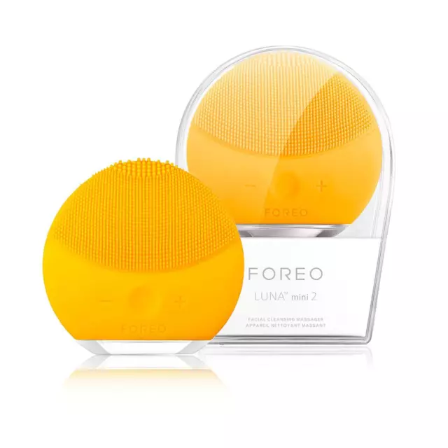 FOREO Luna Mini 2 Gesichtsreinigungsbürste für alle Hauttypen, Sonnenblumengelb