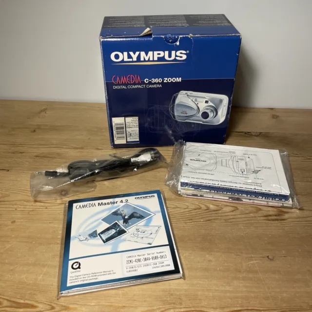 Olympus CAMEDIA 450 Zoom - BOX & BITS - NO CAMERA