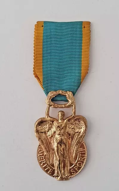 Ordre du Mérite Sportif, chevalier, bronze doré