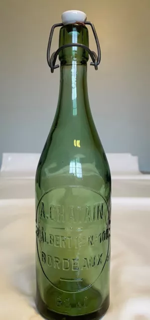 Bouteille ancienne de bière , limonade .A . CHATAIN BORDEAUX