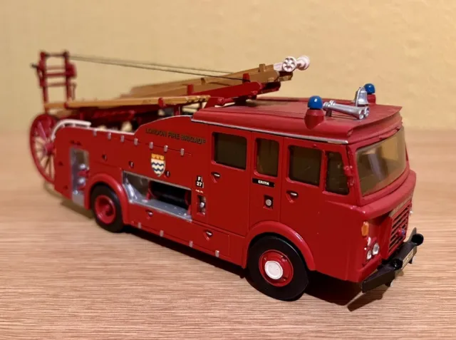 Fire Brigade Models - 1/50 Scale - Dennis F108 Fire Engine - London Fire Brigade