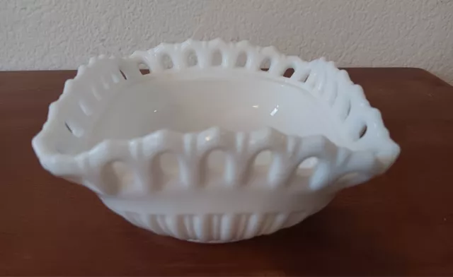 Milk Glass Lace Edge Pattern Textured Outside Bowl Candy Nuts White