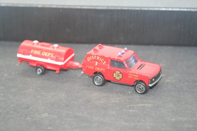 MAJORETTE 1/60 SCALE 315 - Jeep Cherokee & Trailer Fire Dept - Red EUR