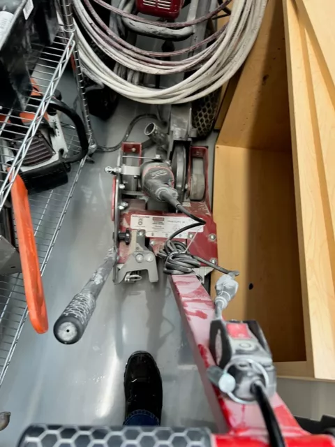 Gorilla Gct 9" Silverback Dustless Electric Combo Joint Saw And Crack Chaser