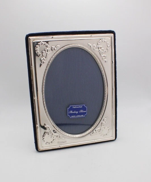 Boxed Sterling Silver Photograph Frame Victorian Style 6" x 4.5" London 2001