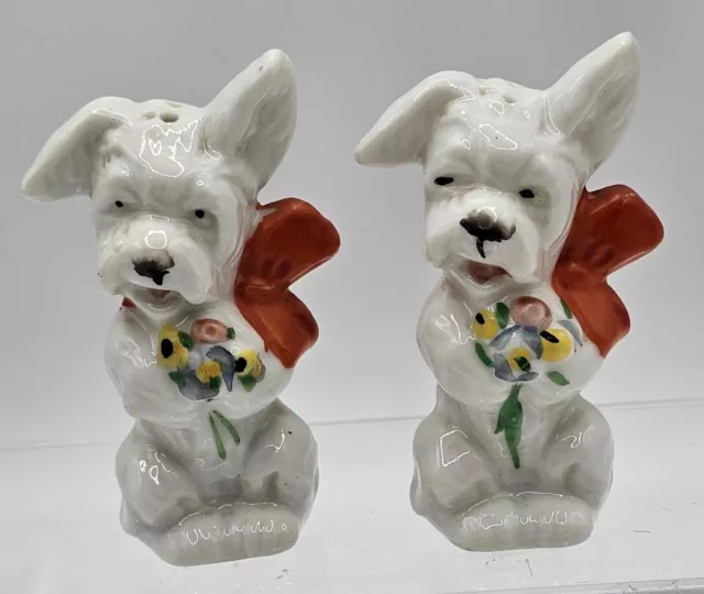Salt And Pepper Shakers Scottie Westie Dogs Flowers Japan Vintage Kitschy