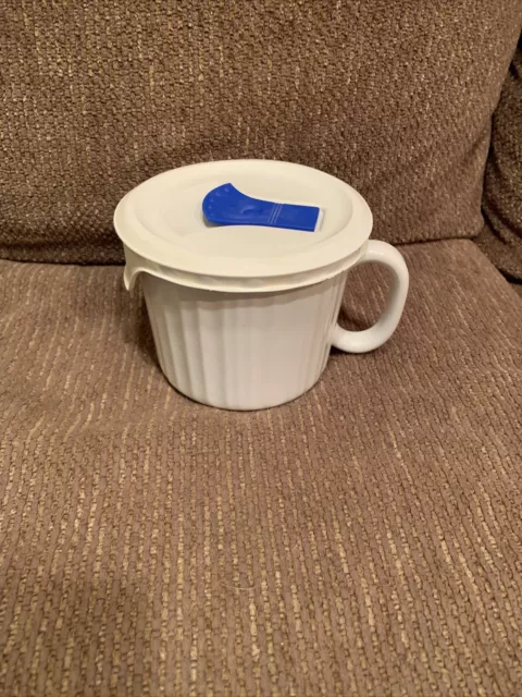 Corning Ware French White 20oz. Soup/Meal Mug W/Lid