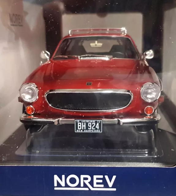 Norev 188723, Volvo 1800 ES, US-Version, 1972, rot/weißer Zierst., 1/18, NEU&OVP